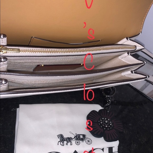 ❤️SOLD ❤️Coach Leather Purse - Picture 10 of 12